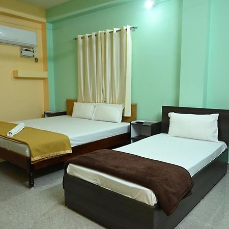 포트블레어 Royal Seaview Residency 아파트 외부 사진